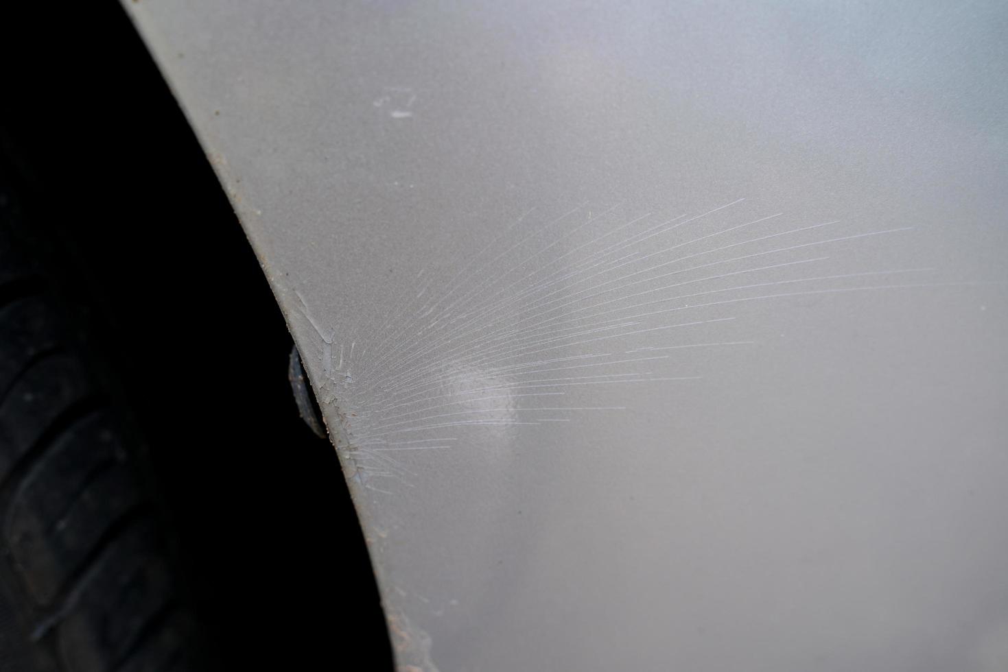 Nonstandard car paint repairs May cause the color to crack easily