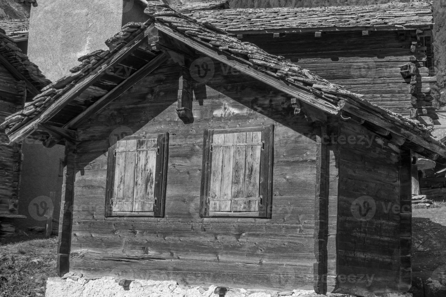 los alpes suizos foto