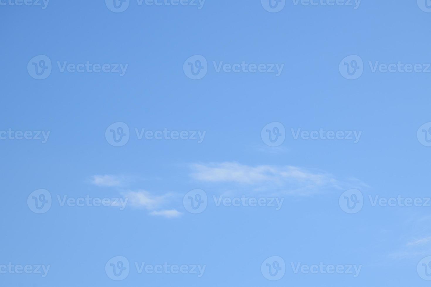 Cloudy and bluesky background, soft focus. photo