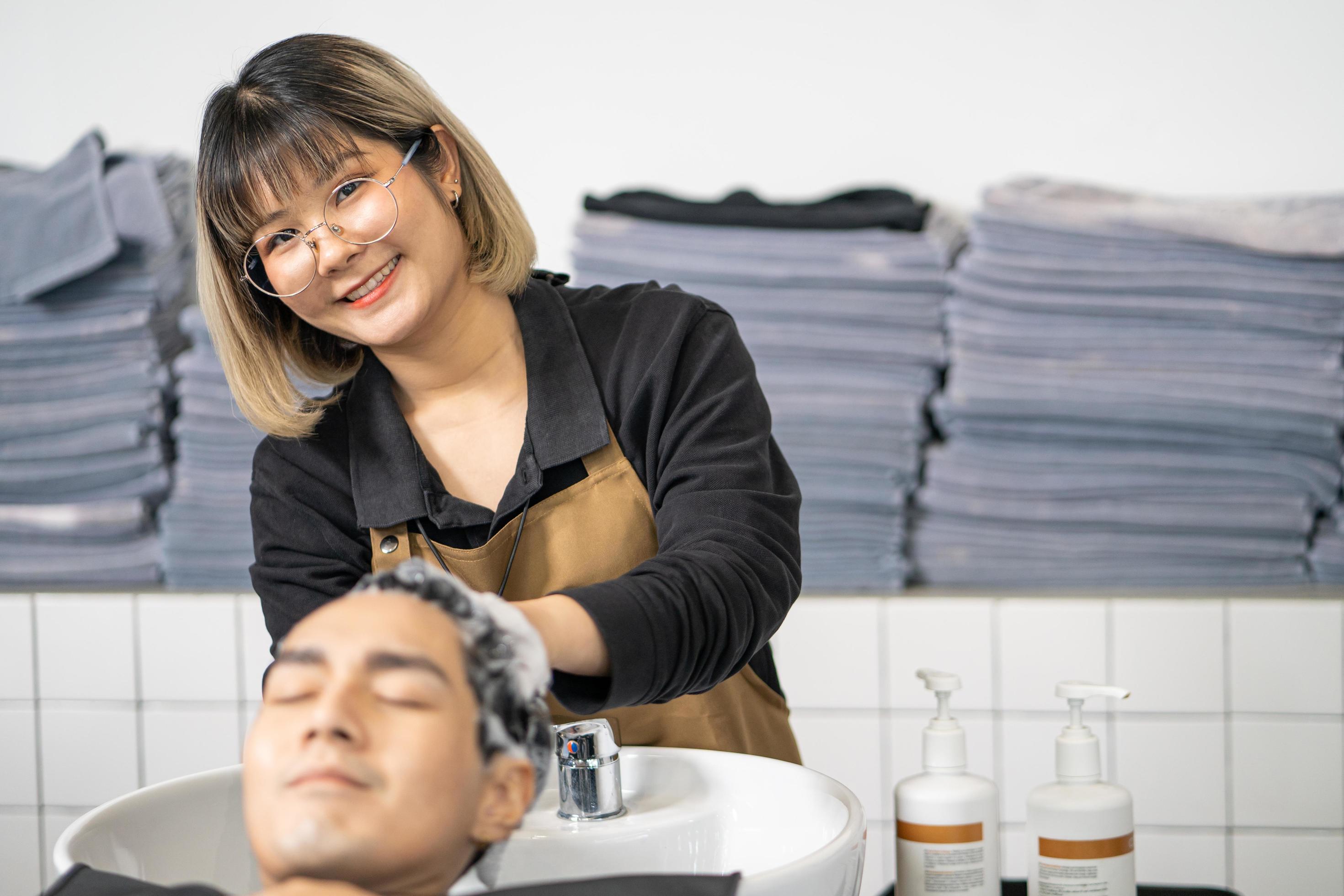 Selective focus at Young Asian women hairdresser while wash hair shampoo and treatment with her client. Hair salon studio with hair stylish, beauty and fashion concept. 13000341 Stock Photo at Vecteezy Selective focus at Young Asian women hairdresser while wash hair shampoo and treatment with her client. Hair salon studio with hair stylish, beauty and fashion concept. 13000341 Stock Photo at Vecteezy