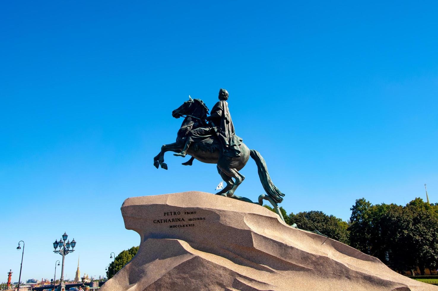 S t. petersburgo, rusia - monumento jinete de bronce foto