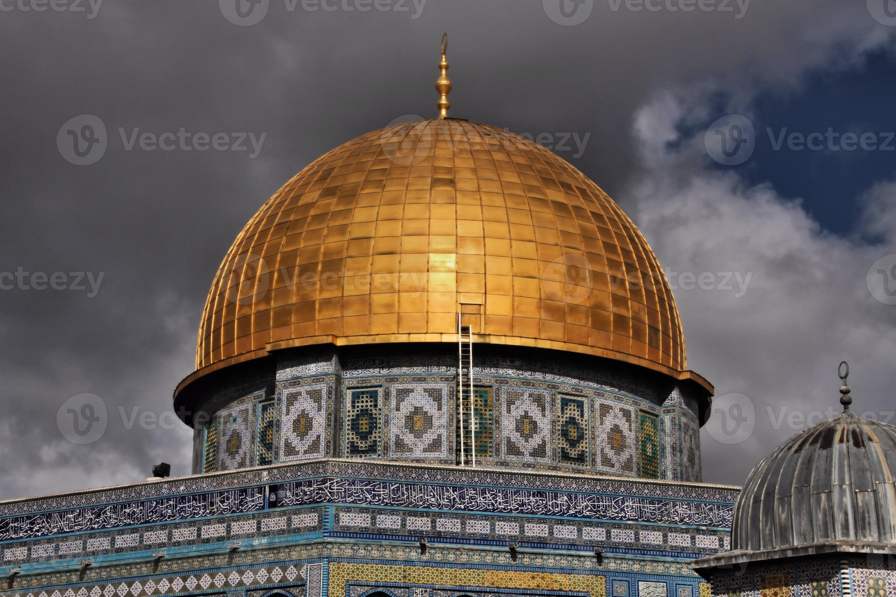 A view of the Dome of the Rock in Jerusalem 13010249 Stock Photo at