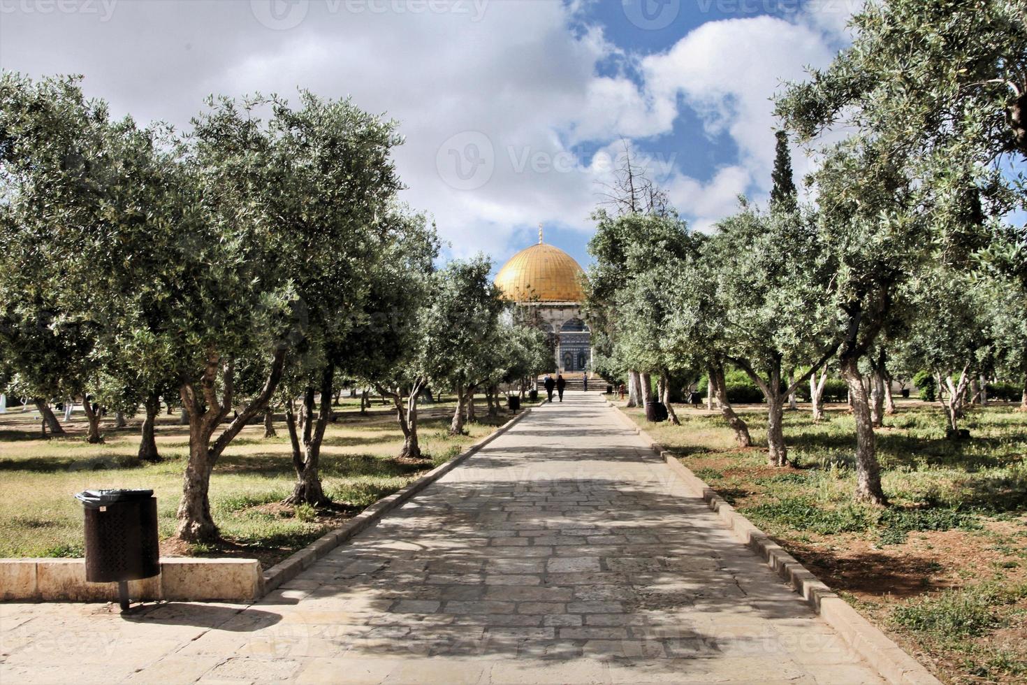 A view of the Dome of the Rock in Jerusalem photo