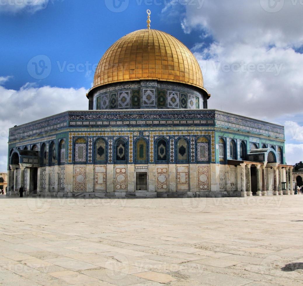 A view of the Dome of the Rock in Jerusalem photo