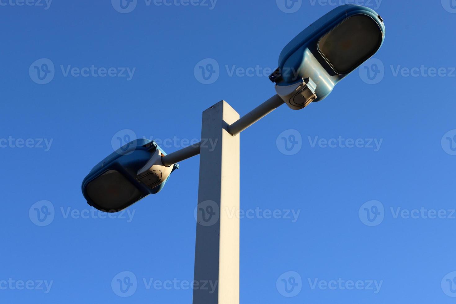 Lantern to illuminate the city street at night. photo