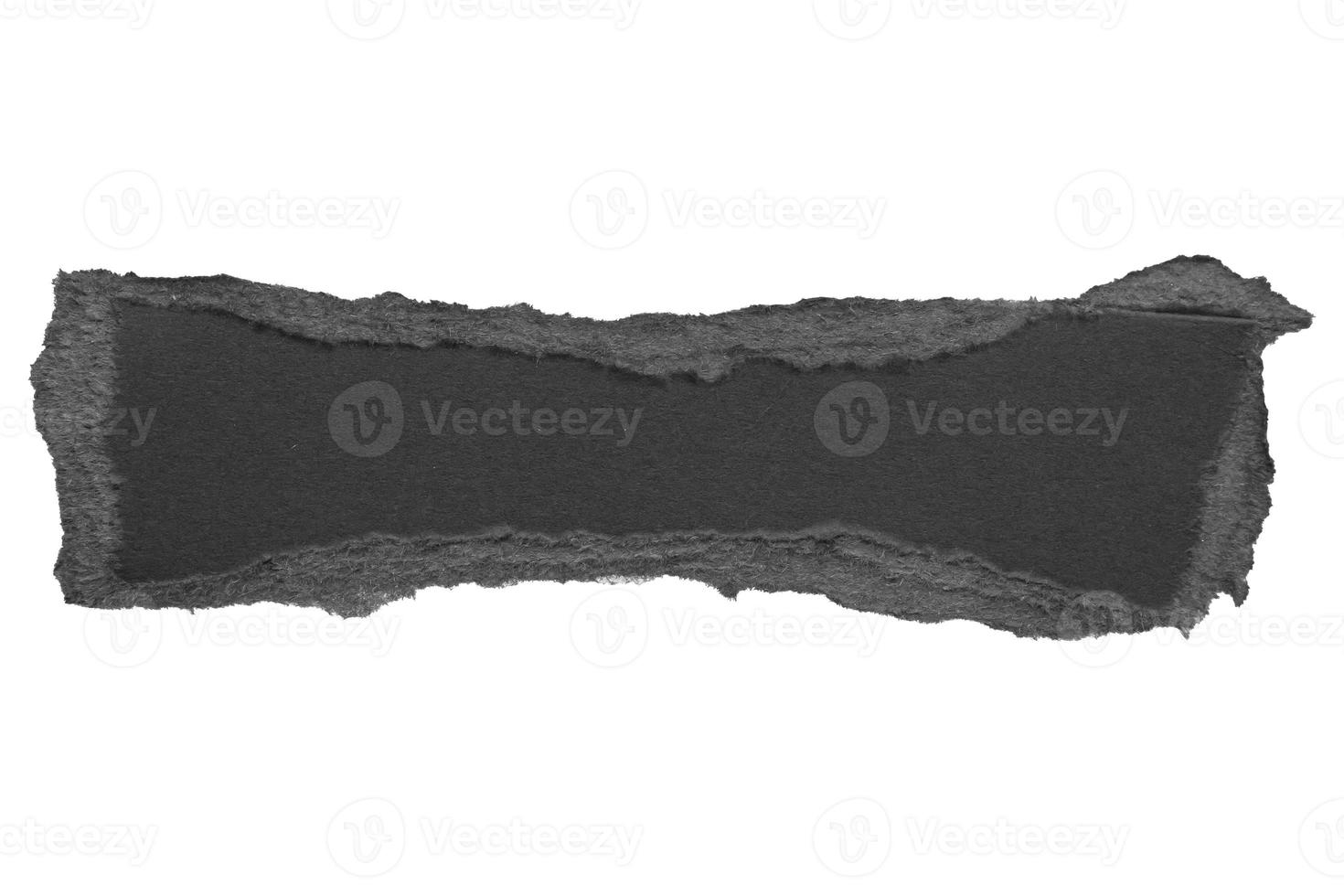 tiras de bordes rasgados de papel negro rasgado aislado sobre fondo blanco foto