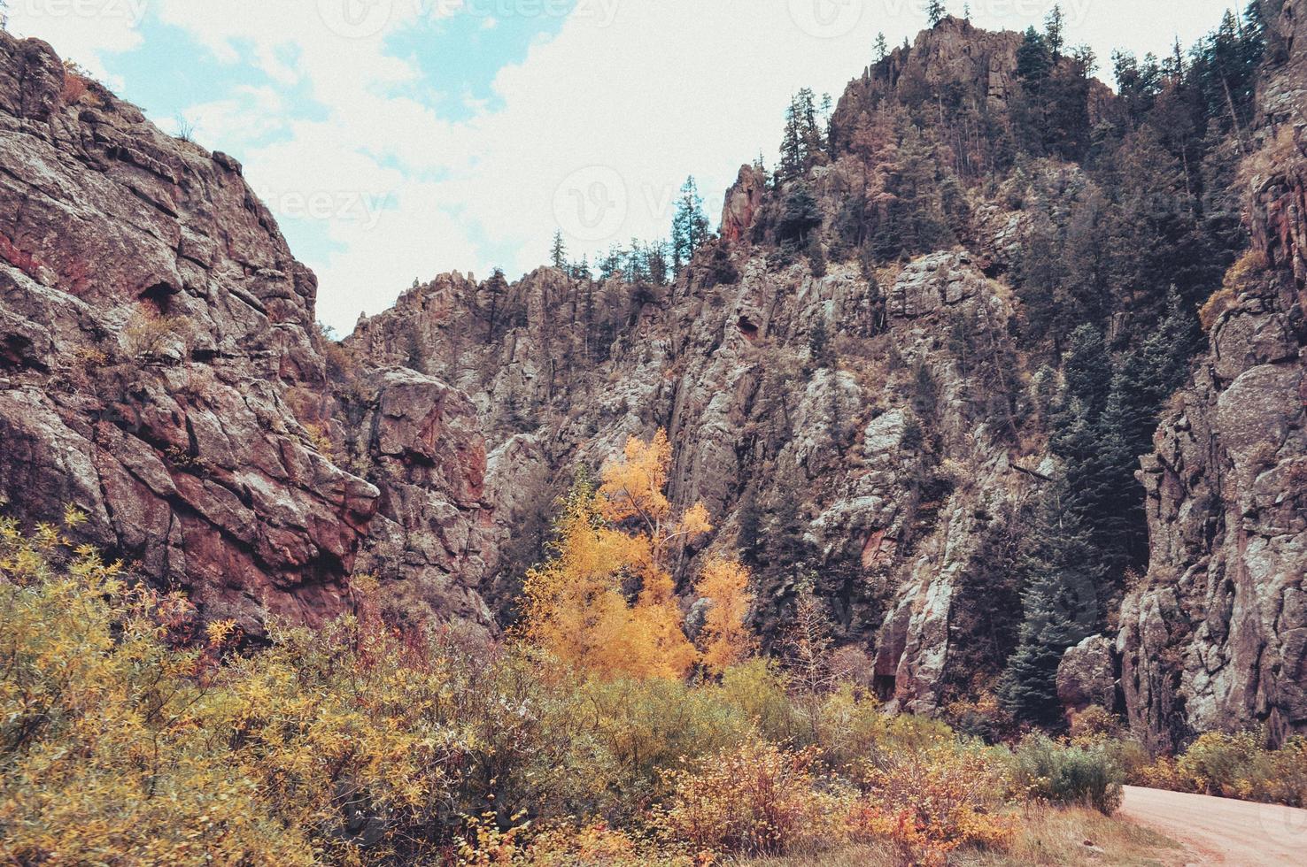 montañas en otoño foto