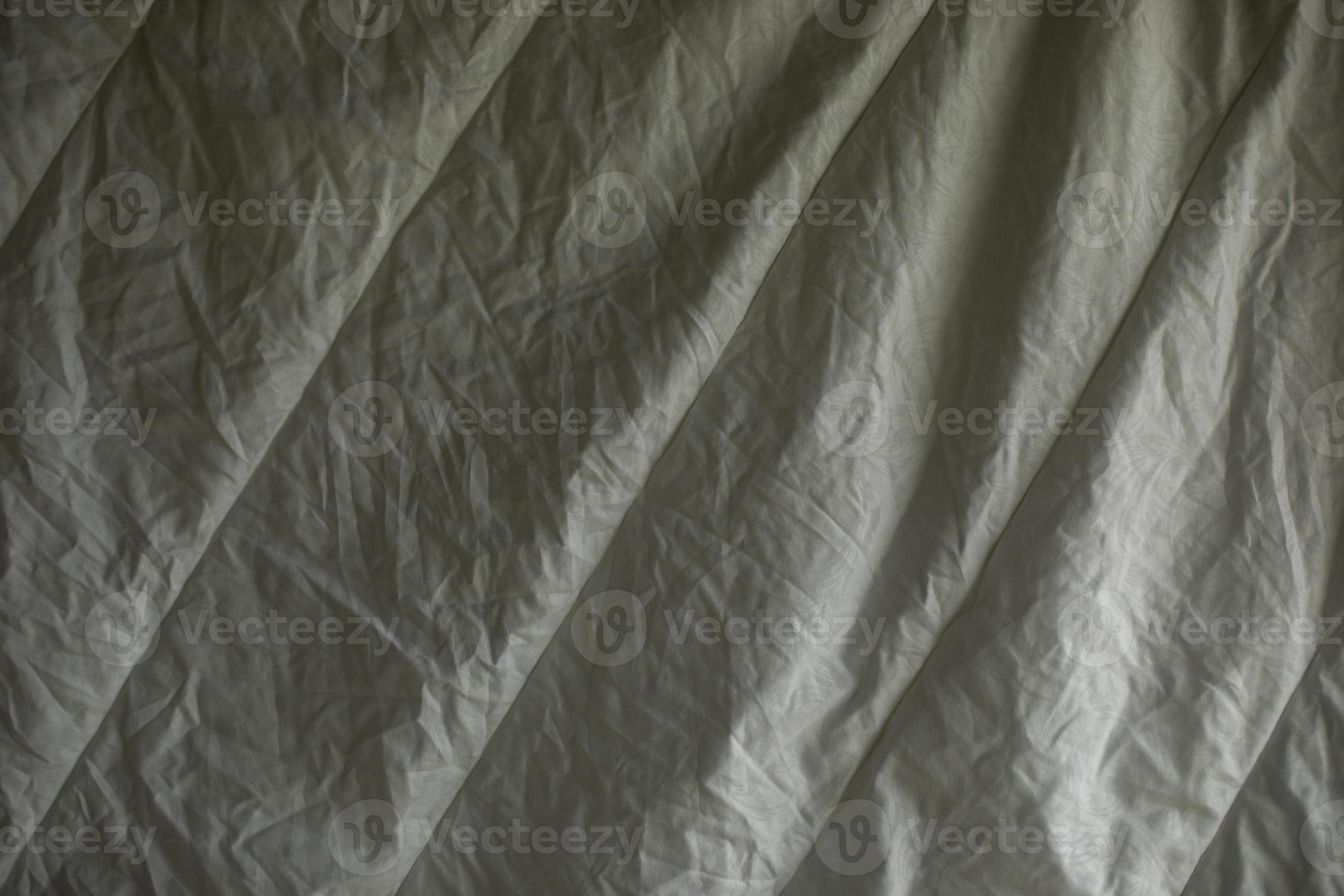 White blanket dries. Wet blanket. Bed linen texture. 13056683 Stock