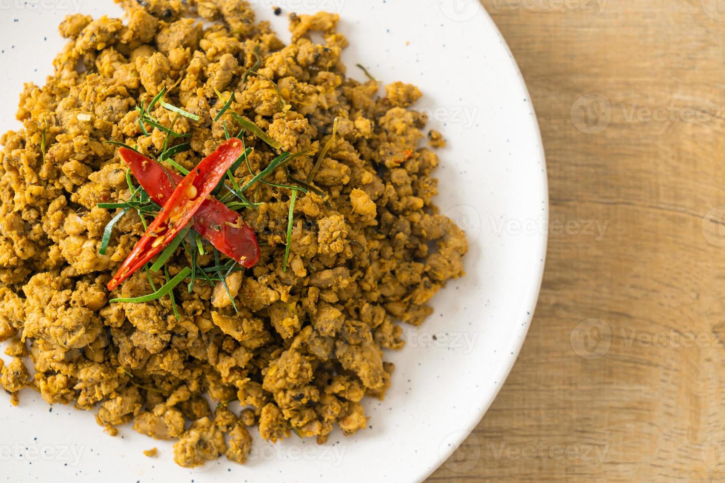 Stir Fried Pork with Yellow Curry Paste photo