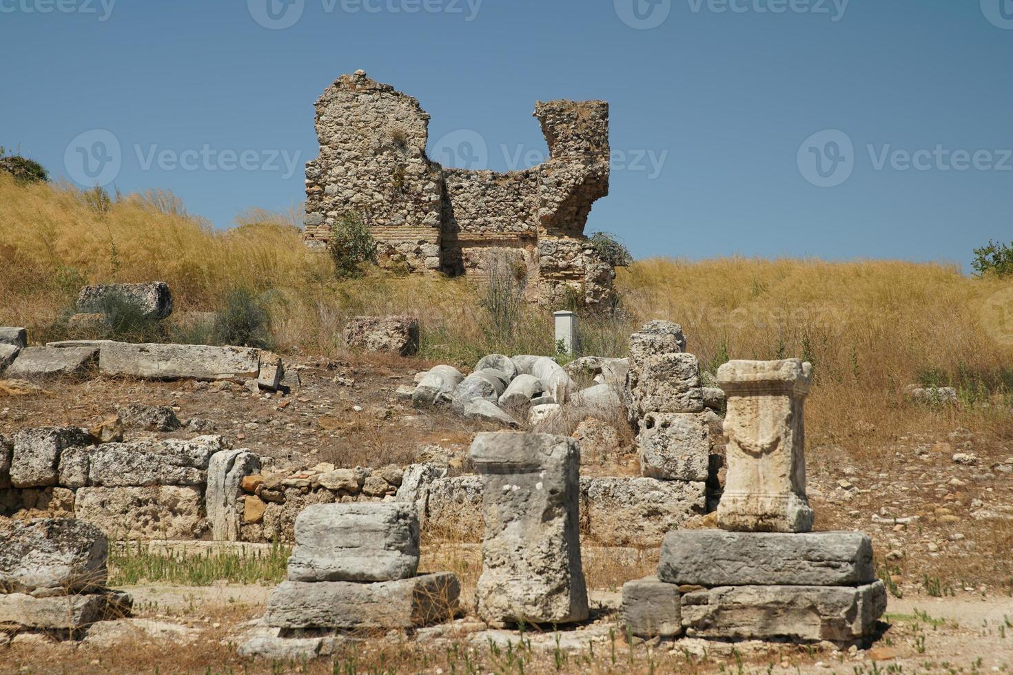 ciudad antigua de perge en antalya, turquía foto