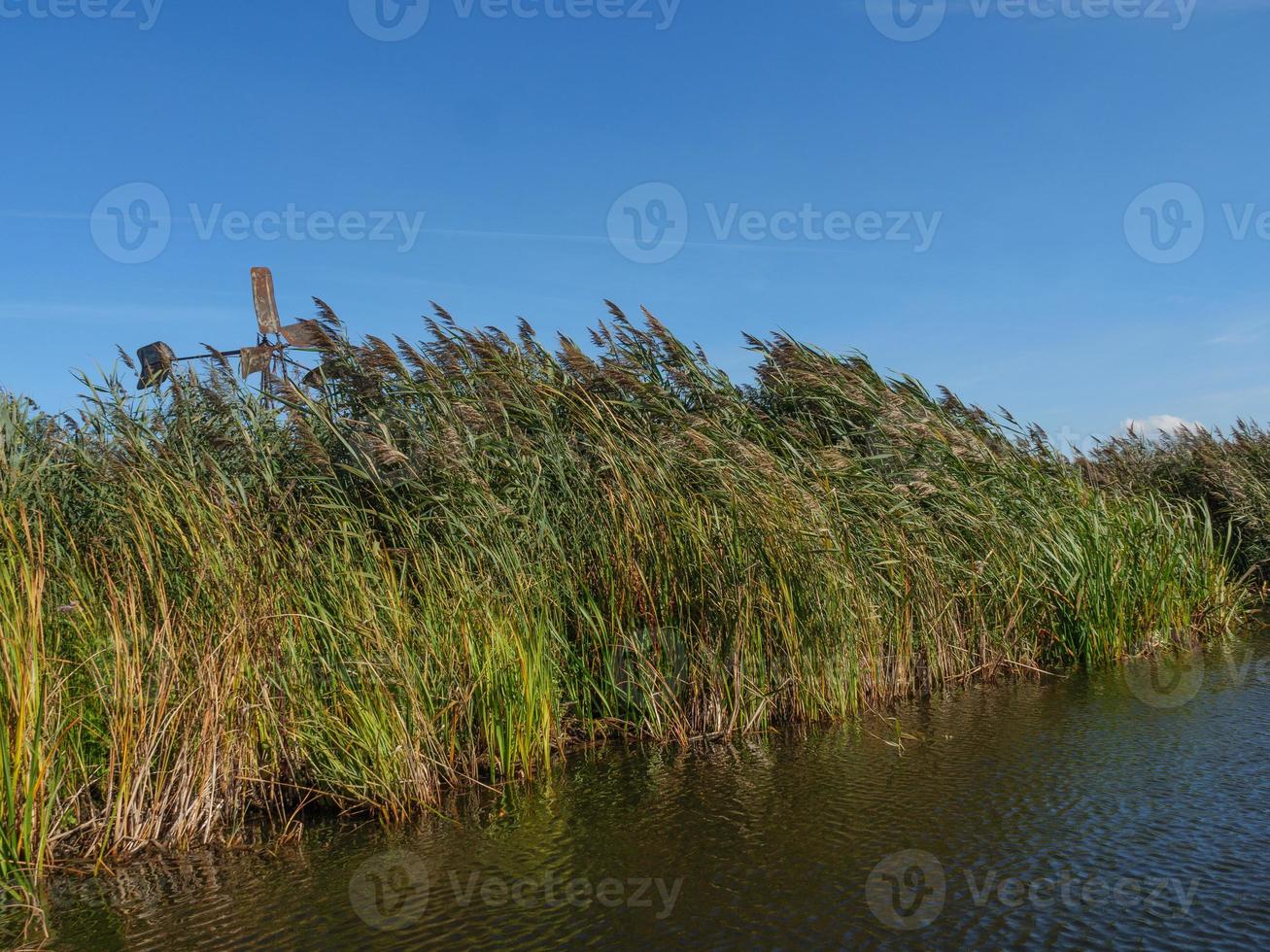 the village of Giethoorn photo