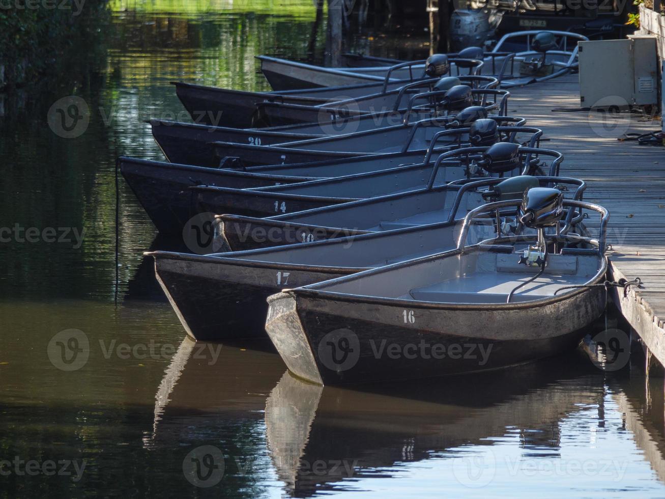 Giethoorn in the netherlands photo