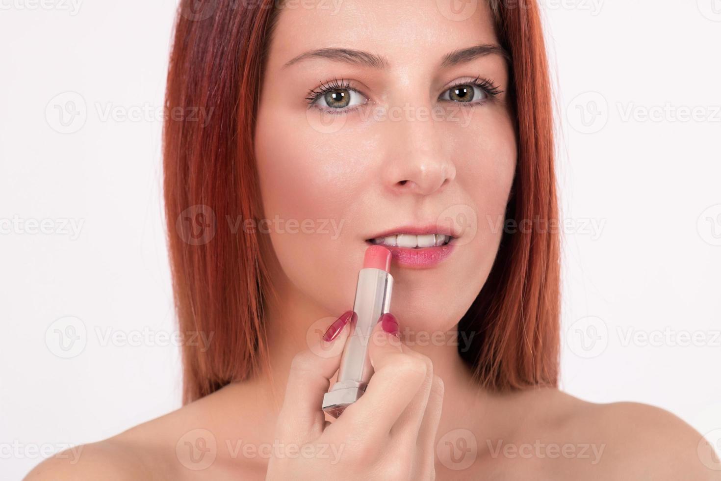 Finishing touch for her makeup. 13105289 Stock Photo at Vecteezy