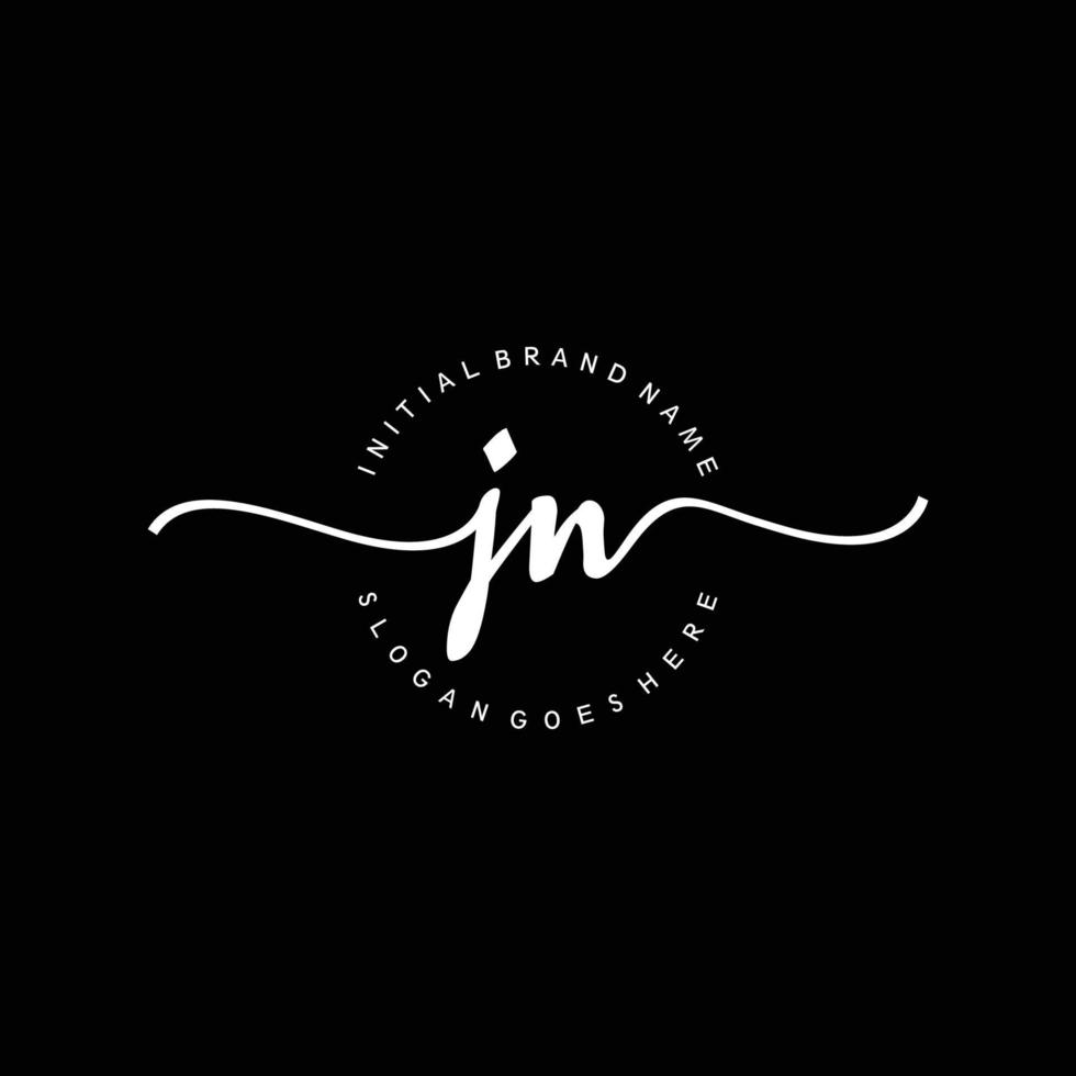 vector de plantilla de logotipo de escritura a mano jn inicial