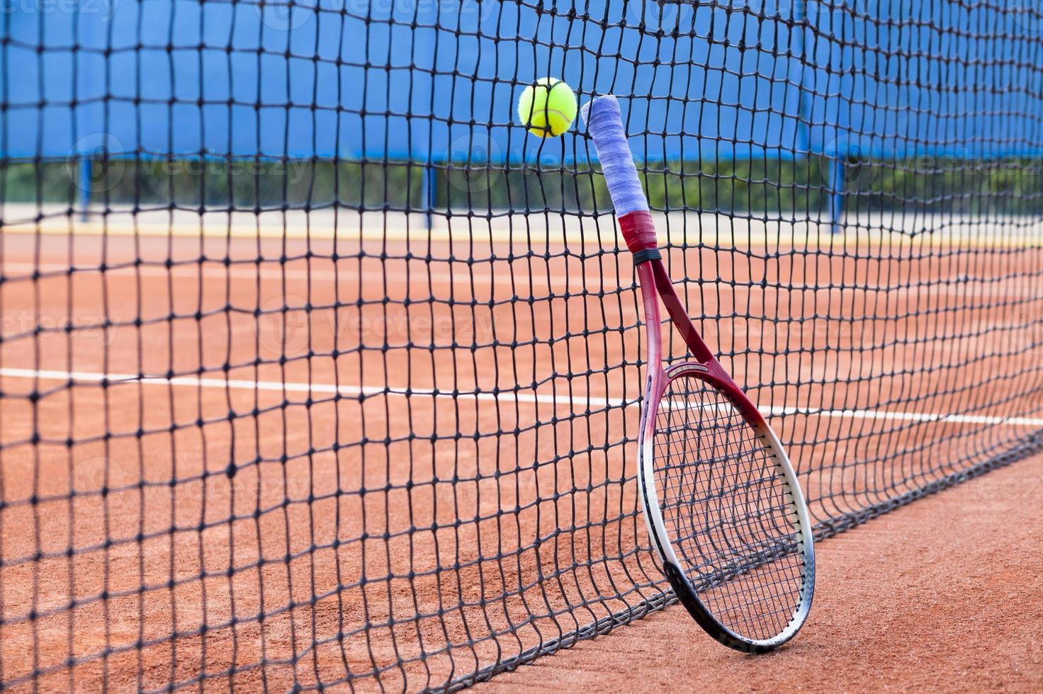 tennis racket, clay court, wta tour, Rolland Garros photo