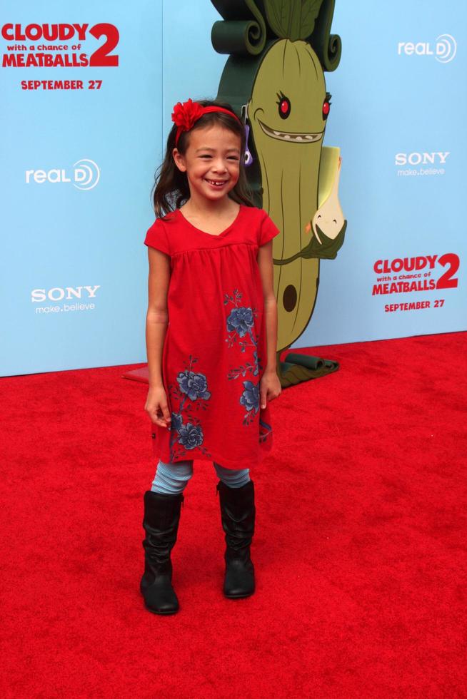 los angeles - 21 de septiembre - aubrey anderson-emmons at the cloudy with a chance of meatballs 2 estreno de los angeles en el teatro del pueblo el 21 de septiembre de 2013 en westwood, ca foto