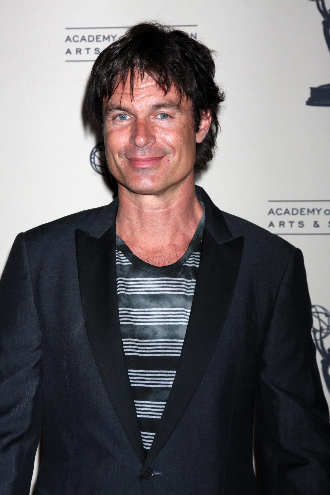LOS ANGELES - JUN 14 - Patrick Muldoon arrives at the ATAS Daytime Emmy