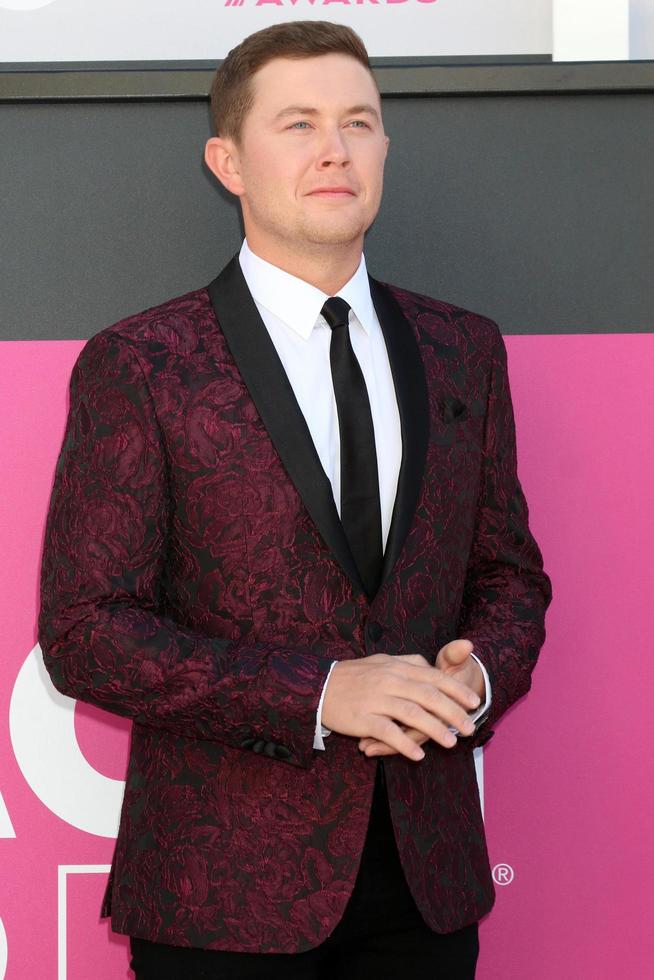 las vegas - 2 de abril - scotty mccreery en los premios de la academia de música country 2017 en t-mobile arena el 2 de abril de 2017 en las vegas, nv foto