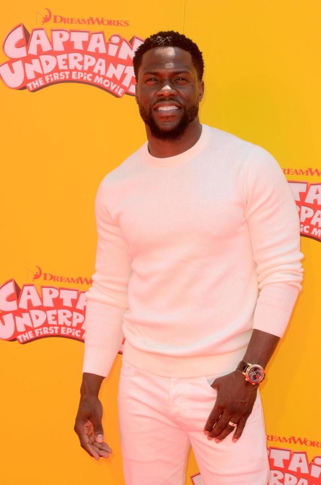 LOS ANGELES - MAY 21  Kevin Hart at the Captain Underpants Los Angeles Premiere at the Village Theater on May 21, 2017 in Westwood, CA photo