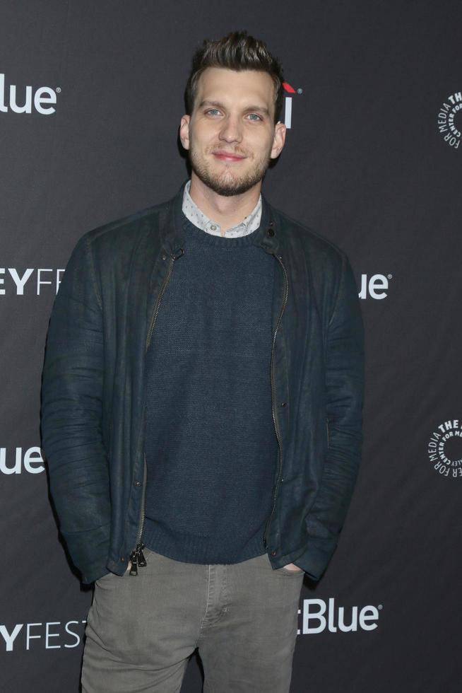 LOS ANGELES - MAR 20 - Scott Michael Foster at the PaleyFest - Jane The Virgin And Crazy Ex-Girlfriend at the Dolby Theater on March 20, 2019 in Los Angeles, CA photo