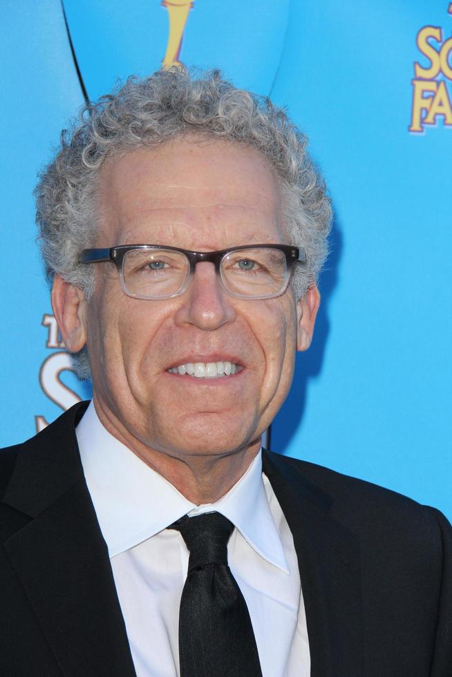 los angeles - 25 de junio - carlton cuse en la 41ª entrega anual de los premios saturno llegadas a los náufragos el 25 de junio de 2015 en burbank, ca foto