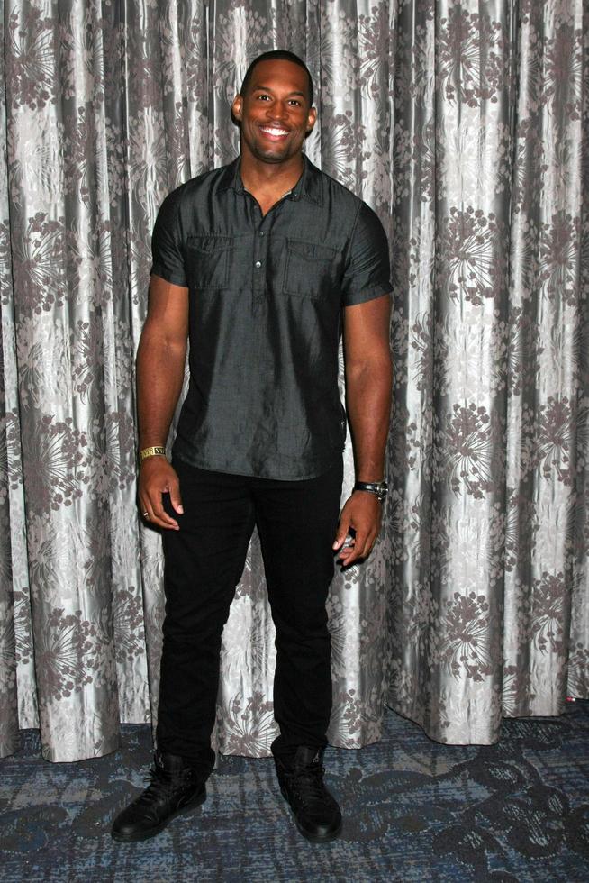 LOS ANGELES - AUG 20   Lawrence Saint-Victor at the Bold and the Beautiful Fan Event 2017 at the Marriott Burbank Convention Center on August 20, 2017 in Burbank, CA photo