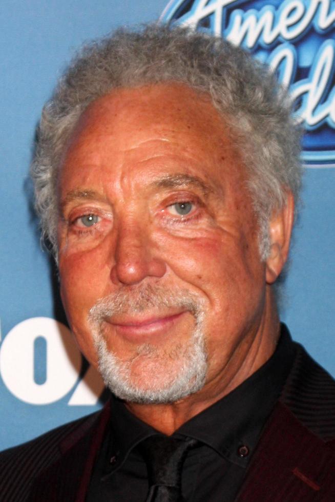 LOS ANGELES - MAY 25 - Tom Jones
 in the 2011 American Idol FInale Press Room at Nokia at LA Live on May 25, 2011 in Los Angeles, CA photo