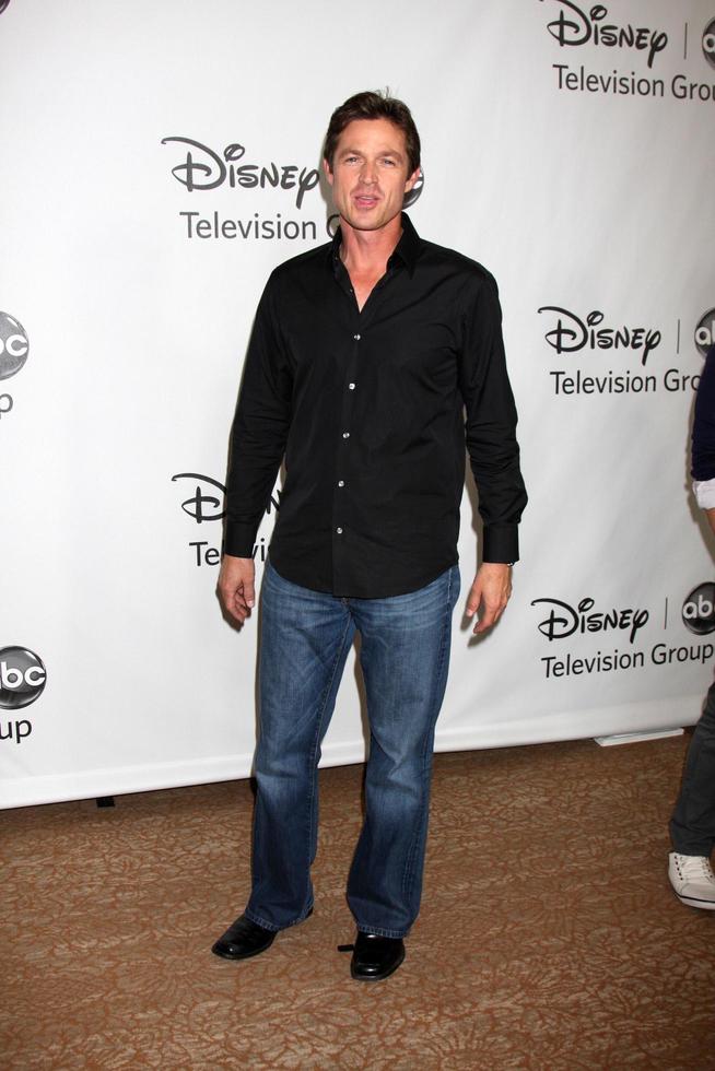 LOS ANGELES - JUL 27 - Eric Close arrives at the ABC TCA Party Summer 2012 at Beverly Hilton Hotel on July 27, 2012 in Beverly Hills, CA photo