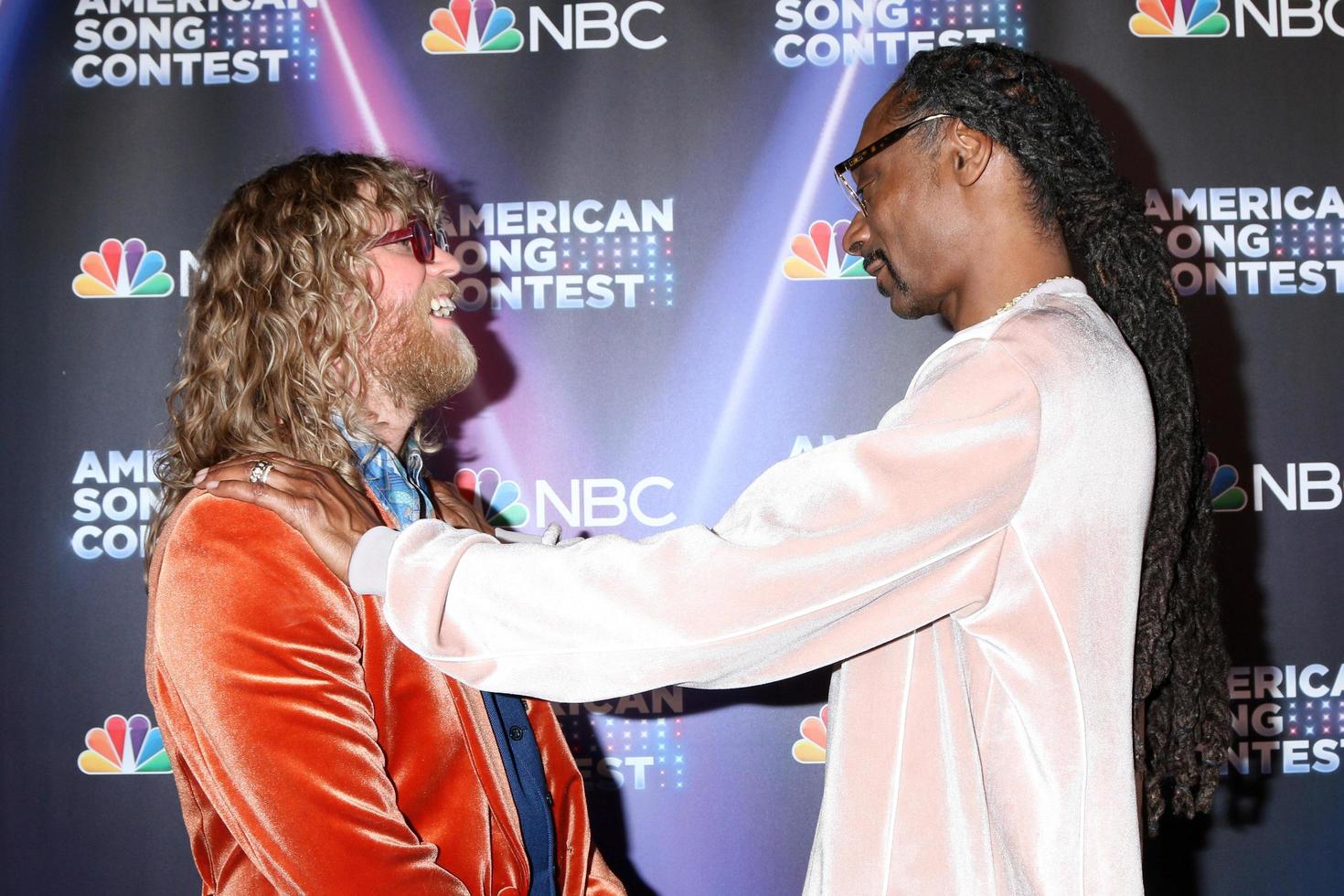 LOS ANGELES, APR 25 - Allen Stone, Snoop Dogg at the America Song Contest Semi-finals Red Carpet at Universal Studios on April 25, 2022 in Universal City, CA photo