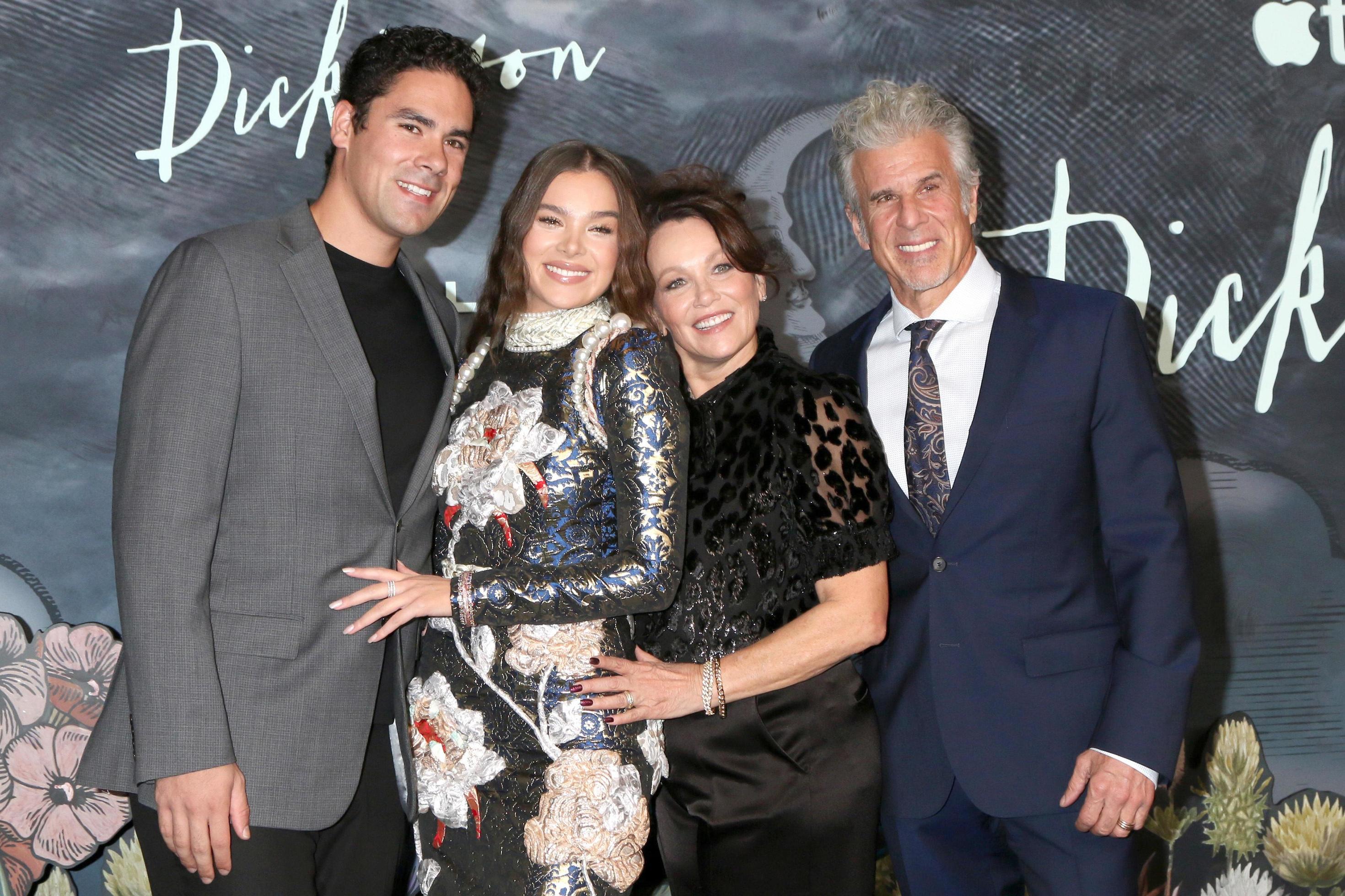 los angeles 1 de noviembre griffin steinfeld, hailee steinfeld