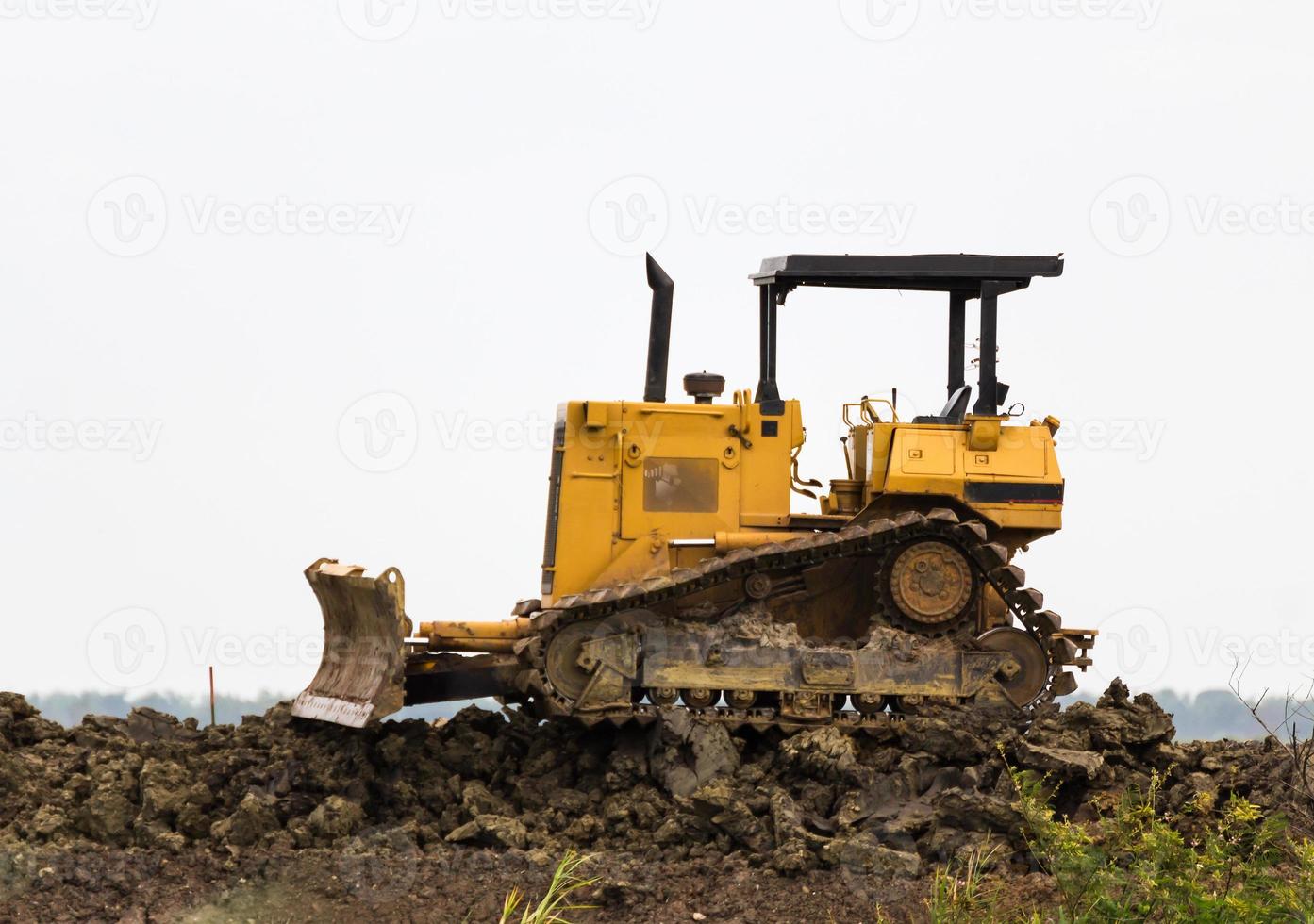 máquina excavadora en el sitio foto