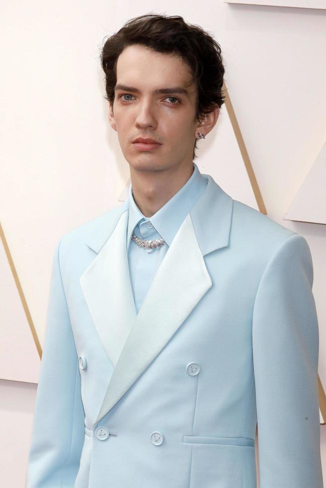 LOS ANGELES - MAR 27   Kodi Smit-McPhee at the 94th Academy Awards at Dolby Theater on March 27, 2022 in Los Angeles, CA photo