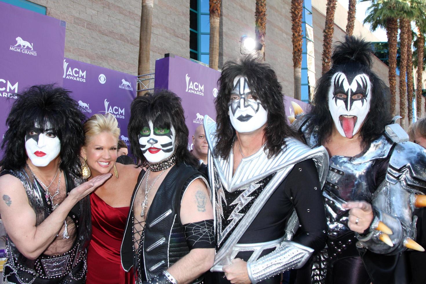 LAS VEGAS - APR 1 - KISS, Nancy O Dell arrives at the 2012 Academy of Country Music Awards at MGM Grand Garden Arena on April 1, 2010 in Las Vegas, NV photo