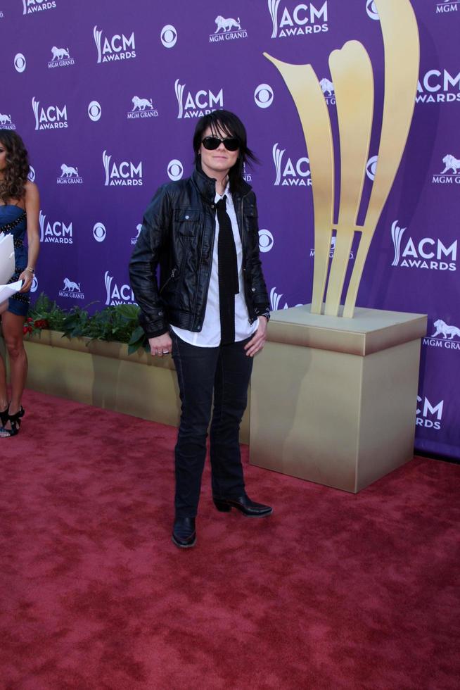 LAS VEGAS - APR 1 - Sonia Leigh arrives at the 2012 Academy of Country Music Awards at MGM Grand Garden Arena on April 1, 2010 in Las Vegas, NV photo