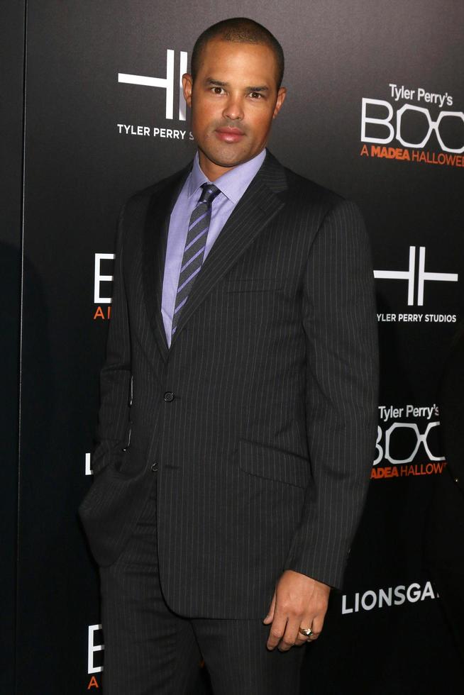 LOS ANGELES - OCT 17 - Jason Olive at the Tyler Perry s BOO A Madea Halloween Premiere at the ArcLight Hollywood on October 17, 2016 in Los Angeles, CA photo