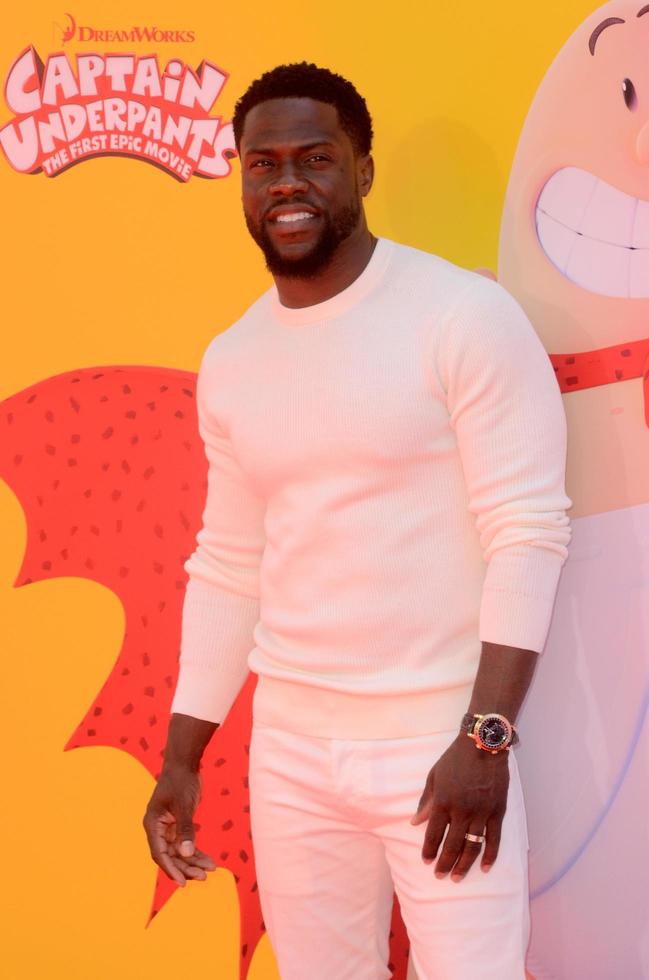 LOS ANGELES - MAY 21  Kevin Hart at the Captain Underpants Los Angeles Premiere at the Village Theater on May 21, 2017 in Westwood, CA photo