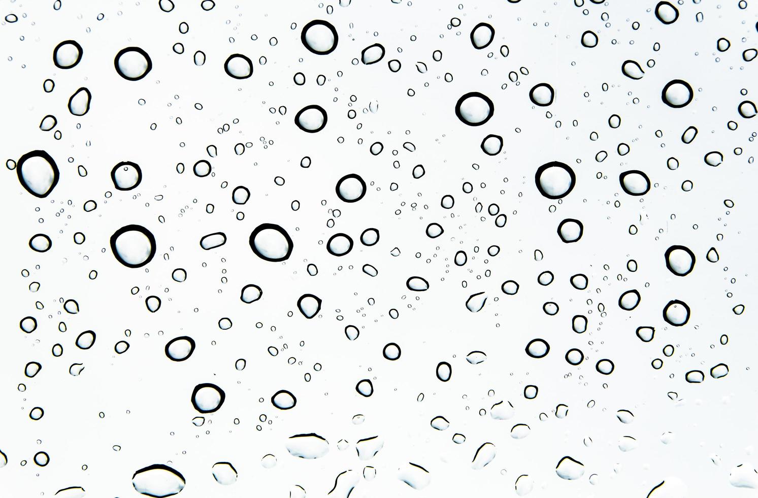 Drops of water and water beads on clear glass. 13245478 Stock Photo at