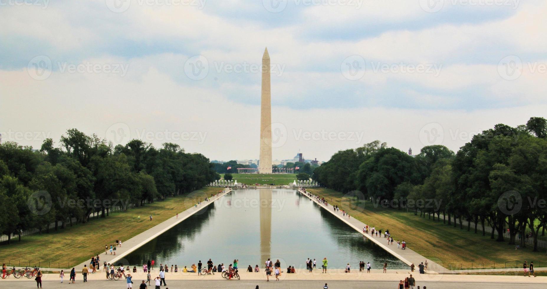 una vista del monumento a washington foto