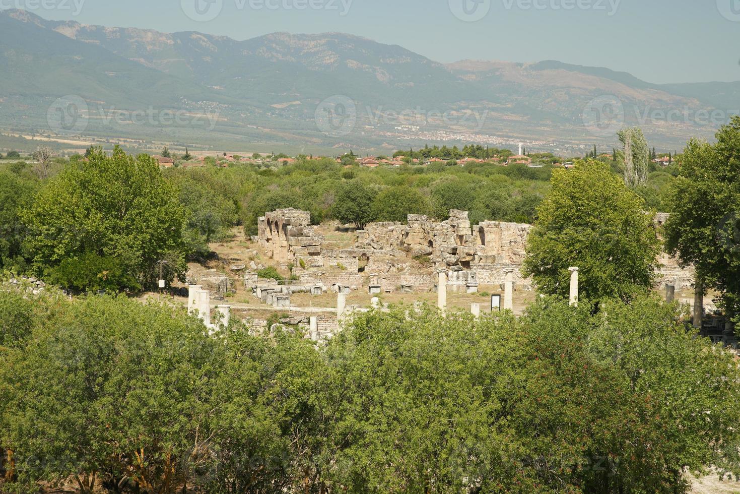 baños adriánicos en la antigua ciudad de aphrodisias en aydin, turkiye foto