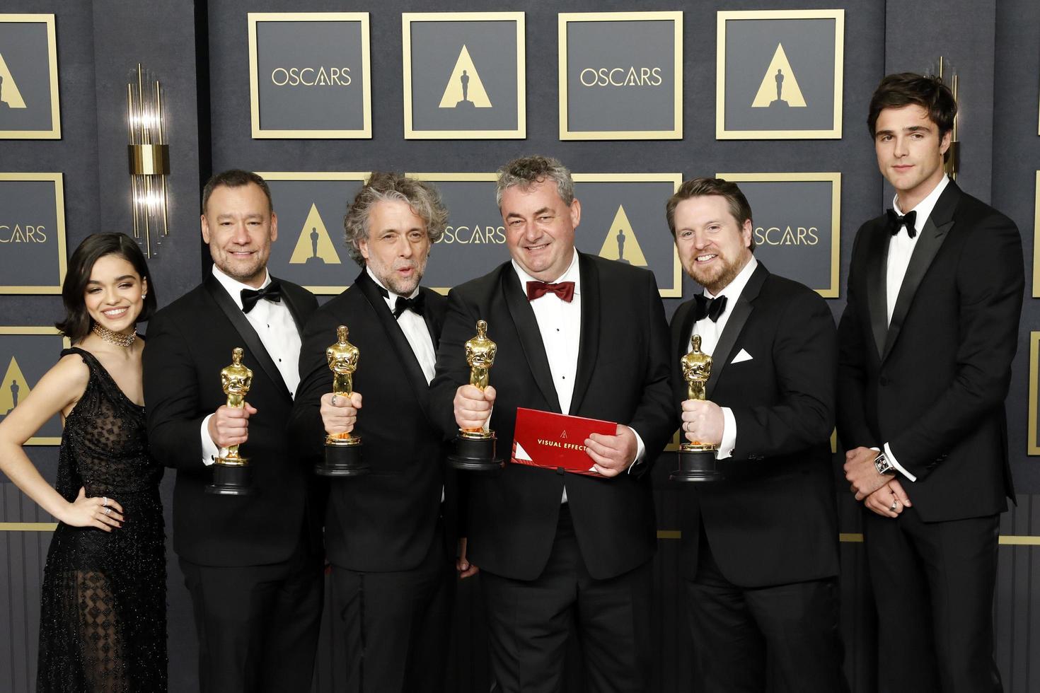 LOS ANGELES - MAR 27 - Rachel Zegler, Brian Connor, Paul Lambert, Gerd Nefzer, Tristan Myles, Jacob Elordi at the 94th Academy Awards at Dolby Theater on March 27, 2022 in Los Angeles, CA photo
