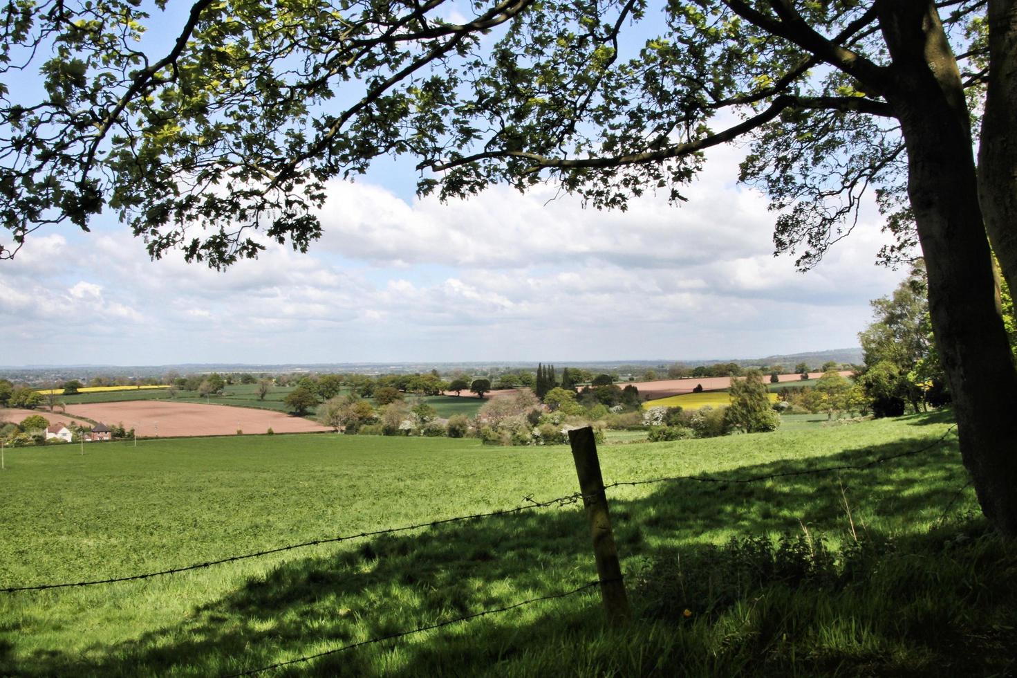 una vista de la campiña de shropshire cerca de grinshill foto