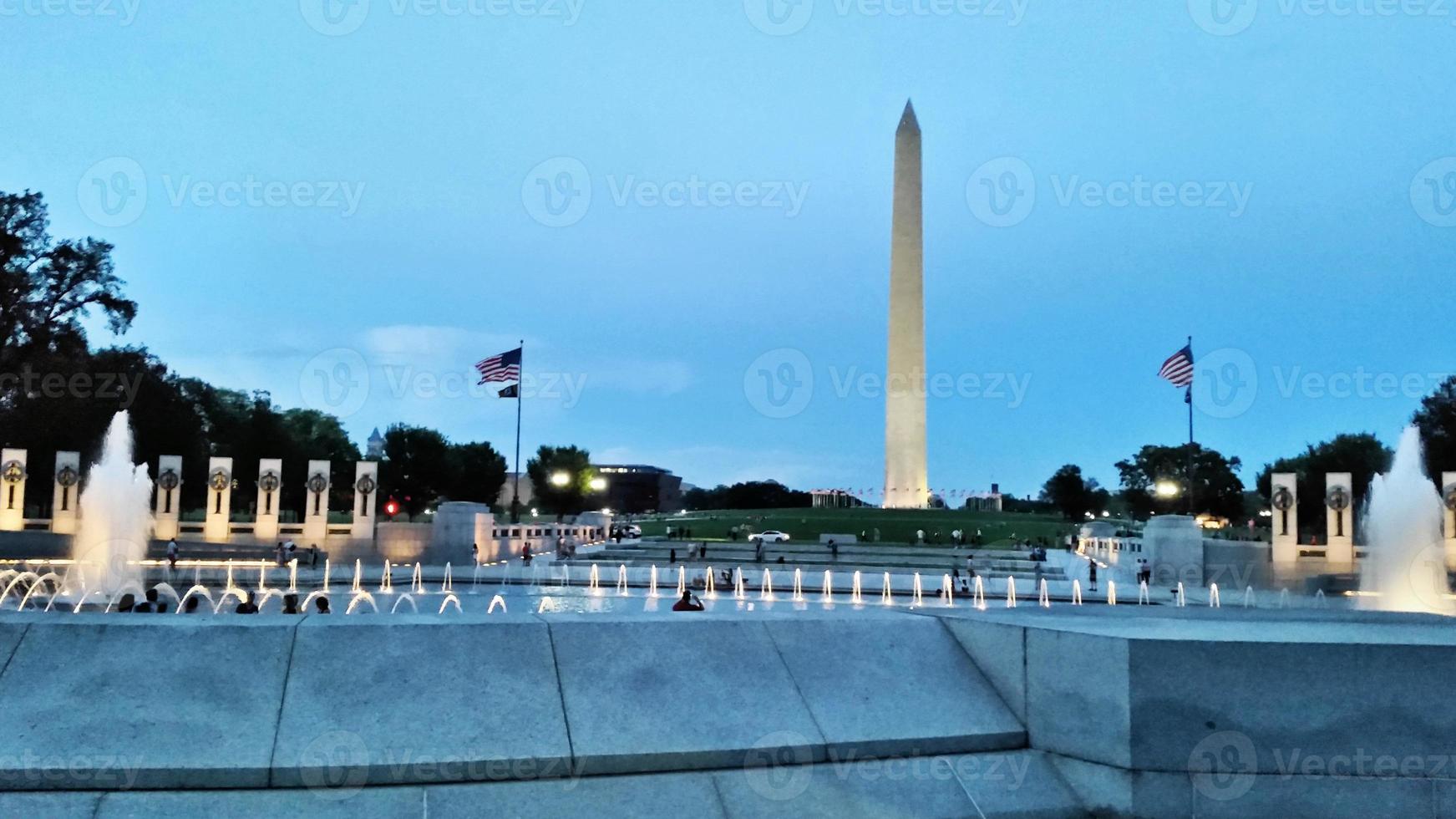 A view of the Washington Monument photo