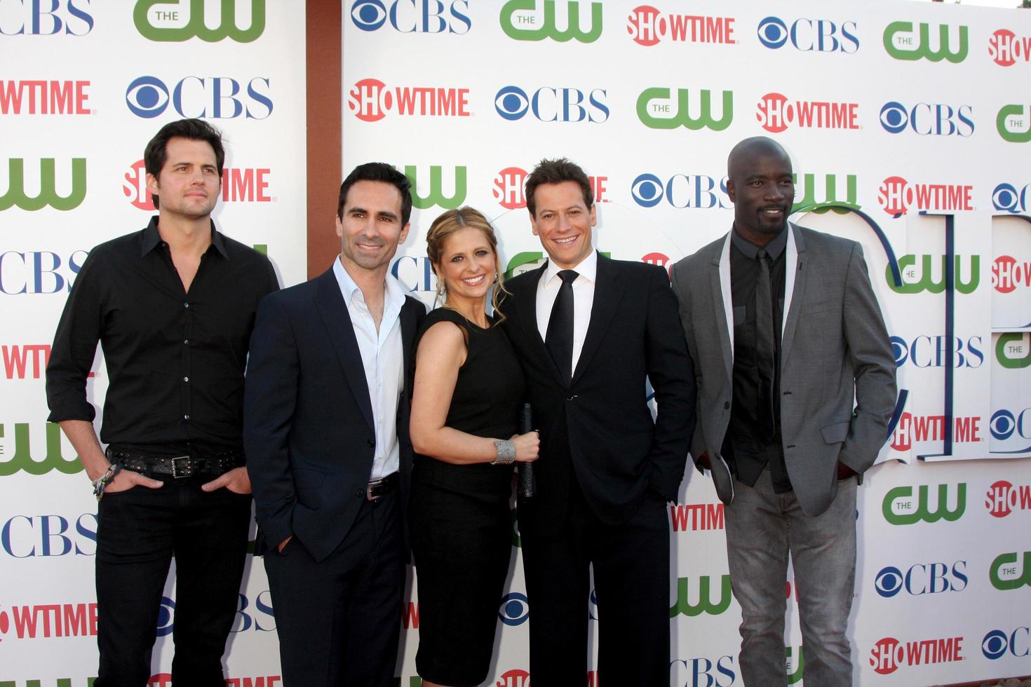 LOS ANGELES, AUG 3 - Kristoffer Polaha, Nestor Carbonell, Sarah Michelle Geller, Ioan Gruffudd, Mike Colter arriving at the CBS TCA Summer 2011 All Star Party at Robinson May Parking Garage on August 3, 2011 in Beverly Hills, CA photo