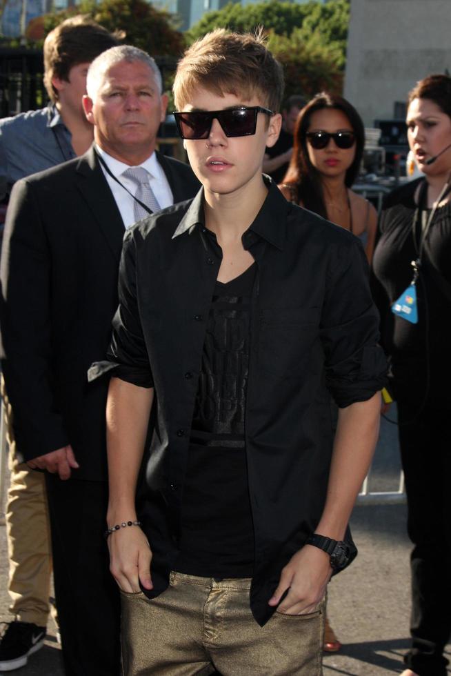 LOS ANGELES, AUG 14 - Justin BIeber arriving at the 2011 VH1 Do Something Awards at Hollywood Palladium on August 14, 2011 in Los Angeles, CA photo