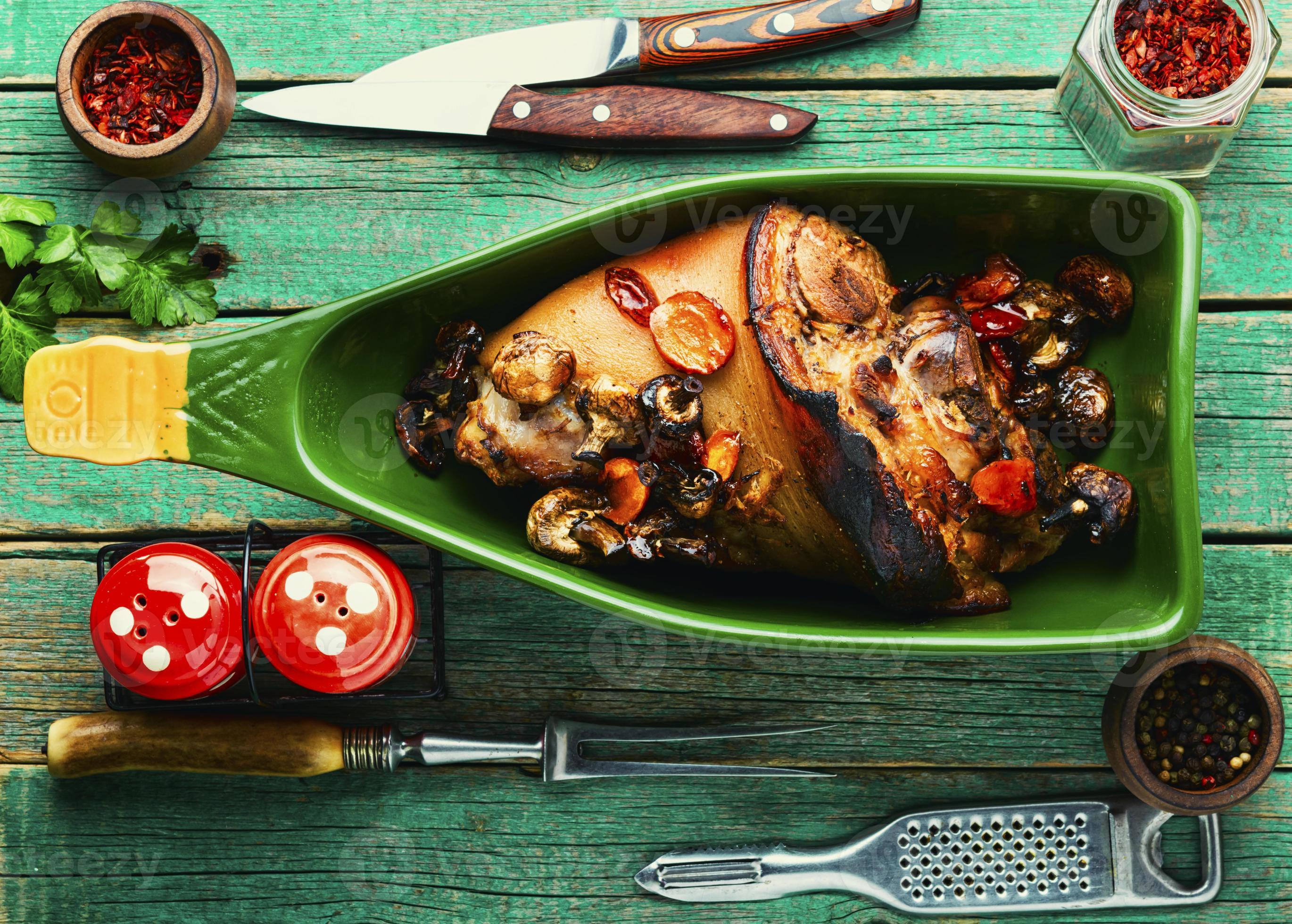 Tasty roast pork hock 13350993 Stock Photo at Vecteezy