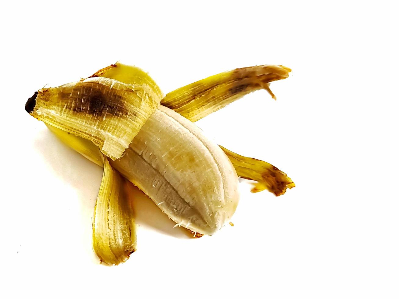 A bunch of old and overripe Nam Wah Banana which is very tasty and sweet photo