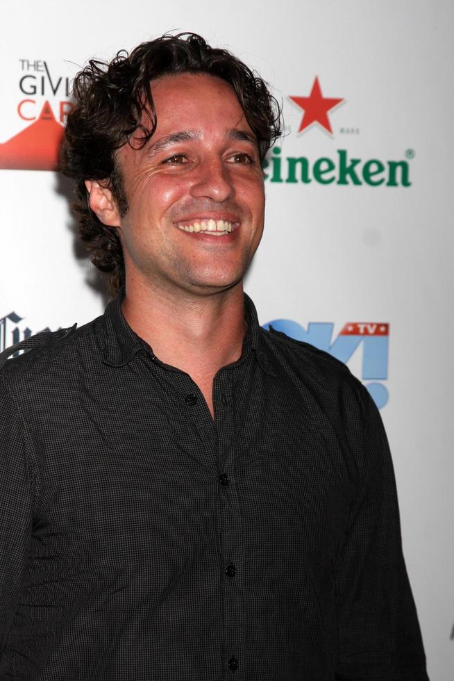 los angeles, 21 de agosto - thomas ian nicholas en la fiesta de premios ok tv en sofiitel la el 21 de agosto de 2014 en west hollywood, ca foto