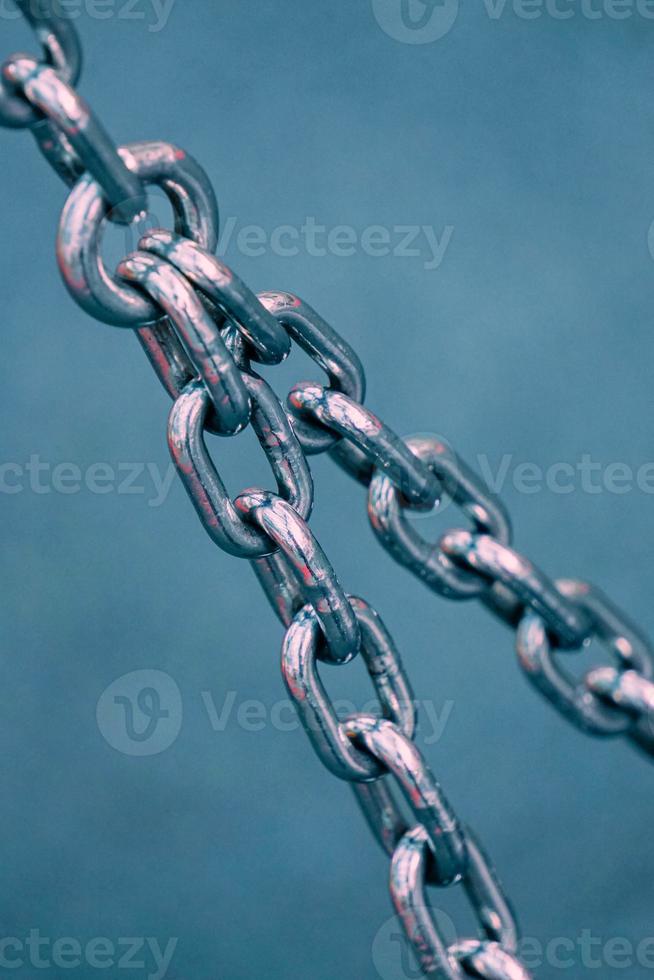 metallic chain for security, chain links photo