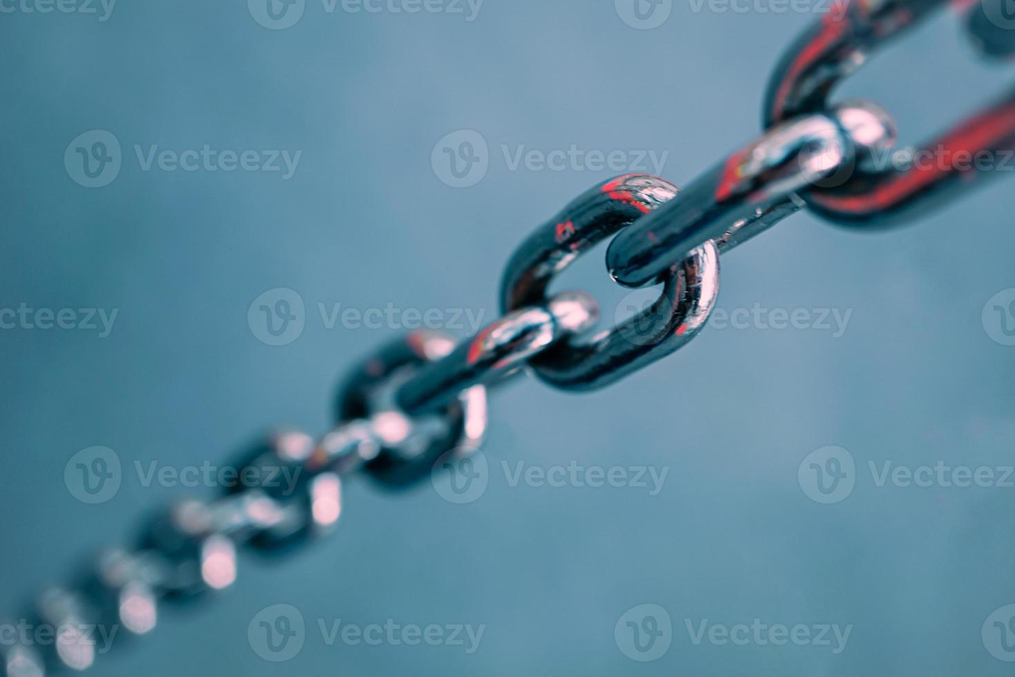 metallic chain for security, chain links photo