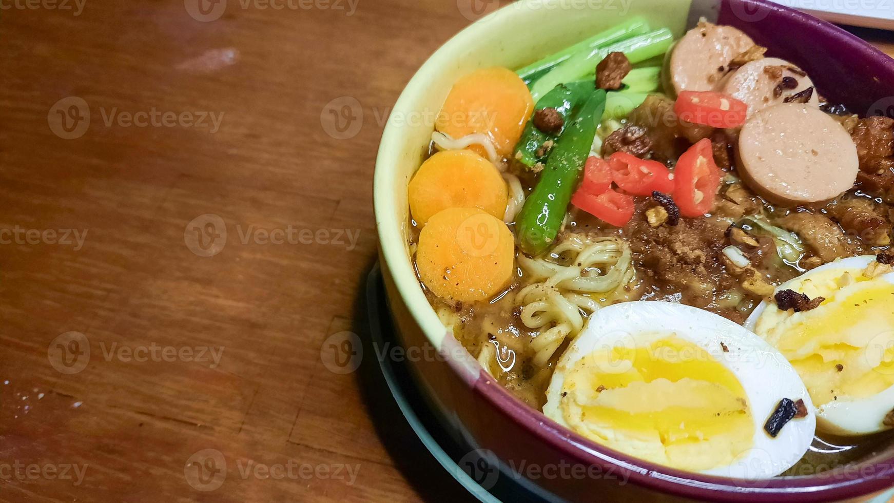 Close up, Instant noodles with various vegetables and egg and minced meat toppings 04 photo